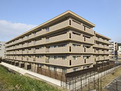 パデシオン桃山南口駅前